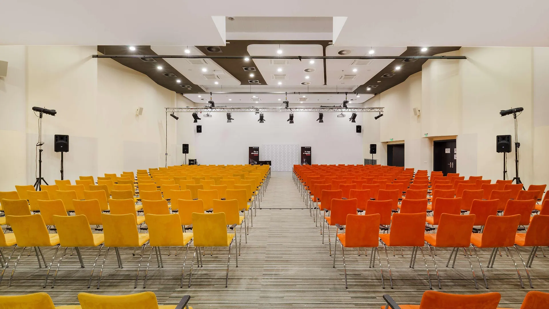 Park Inn By Radisson Budapest Hotel