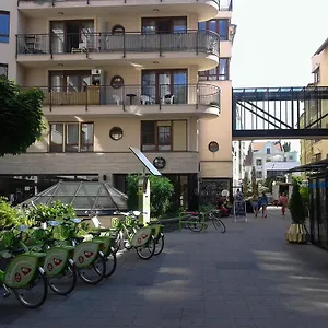Appartamento Gozsdu Spacious