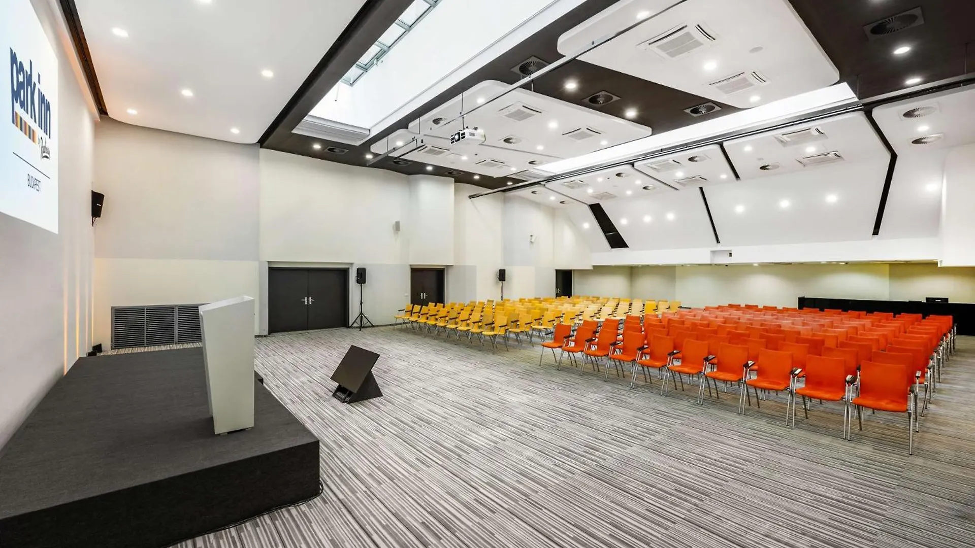 Park Inn By Radisson Budapest Szálloda