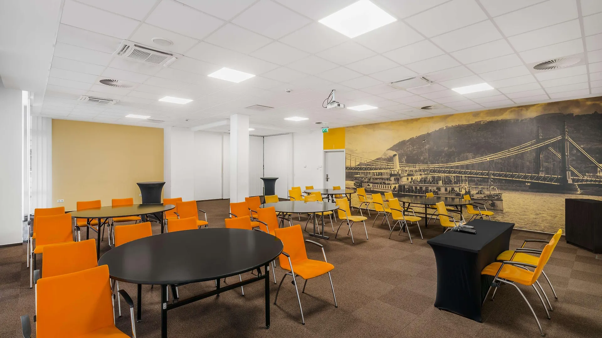 Park Inn By Radisson Budapest Hotel
